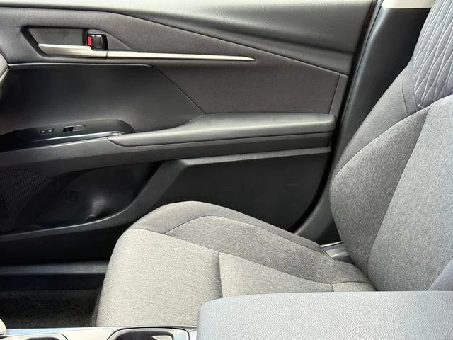 Certified Used 2025 White Toyota LE image 41