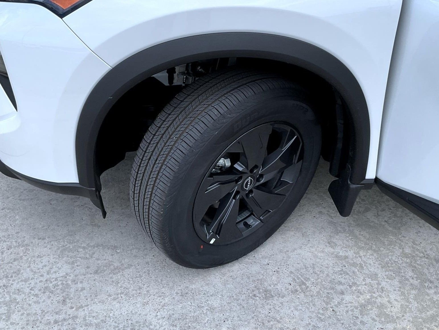 New 2026 Everest White Pearl TriCoat Nissan SV image 24
