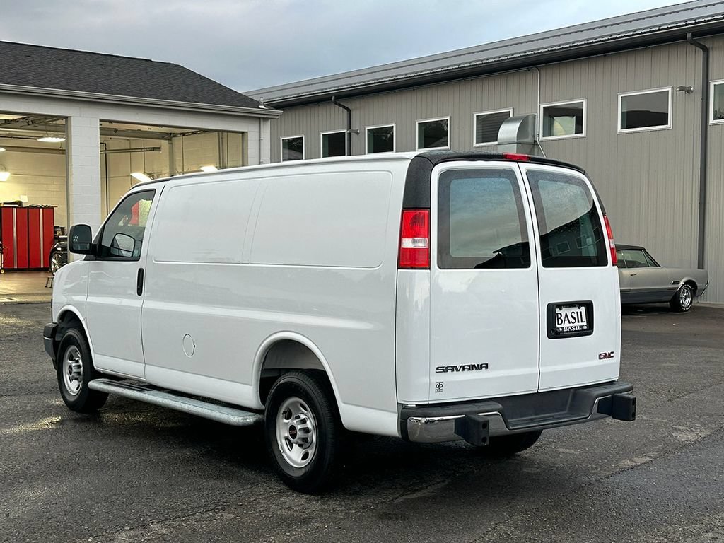 Used 2025 Summit White GMC Work Van image 7