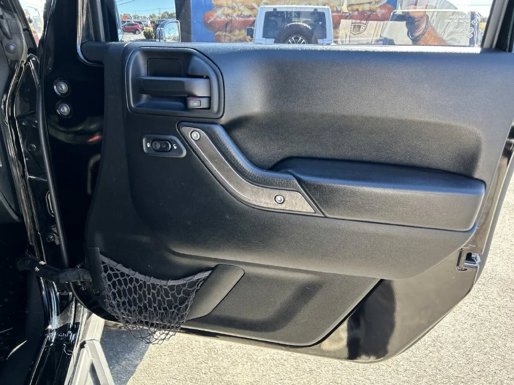 Used 2018 Black Jeep Unlimited Sport image 28