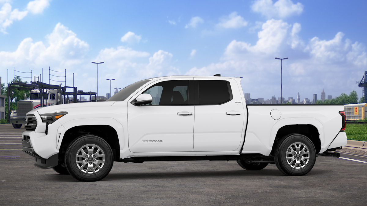 2026 Toyota Tacoma SR5 - Photo 23