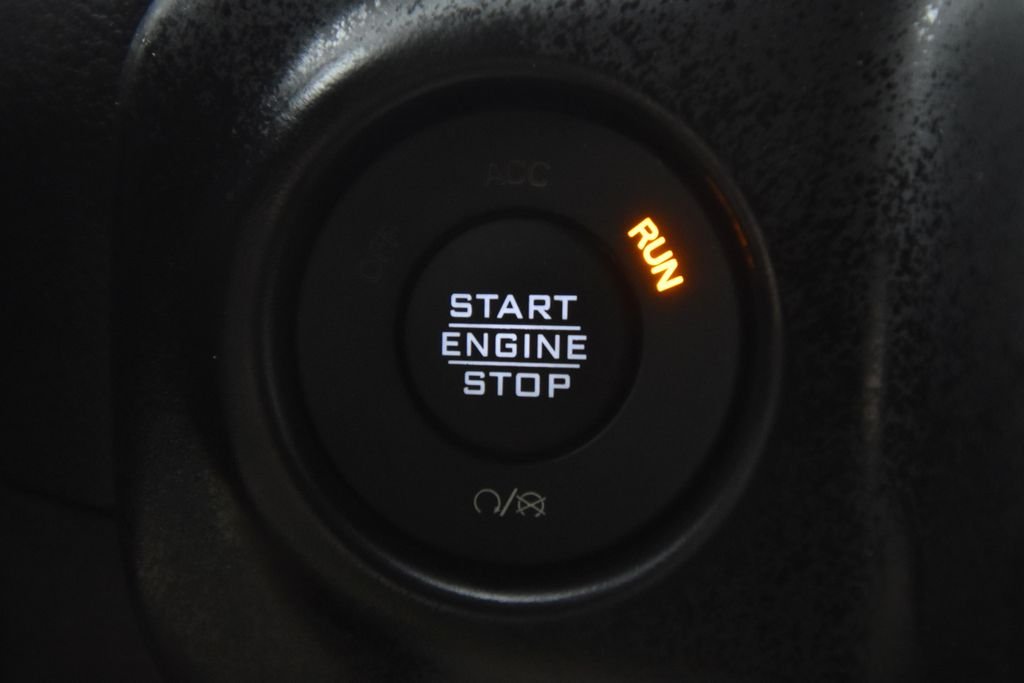 Certified Used 2021 Black Clearcoat Jeep Overland image 35
