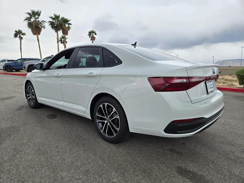 New 2026 White Volkswagen 1.5T Sport image 3