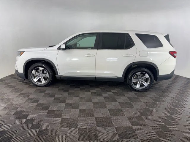 Used 2023 White Honda EX-L image 8