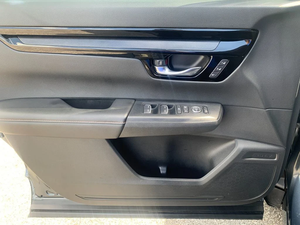 Used 2025  Honda Sport Touring image 12