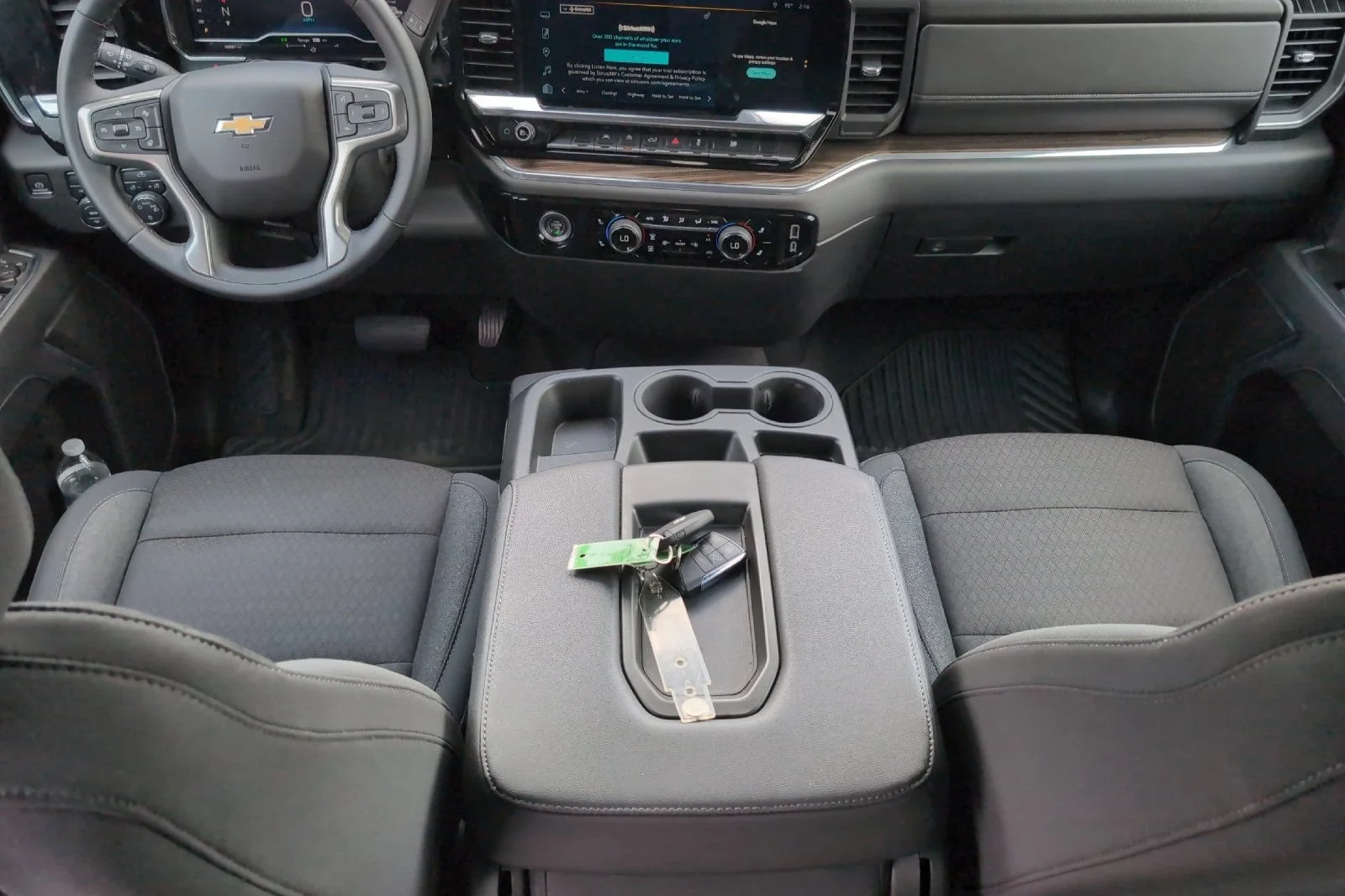 Used 2024 Lakeshore Blue Metallic Chevrolet LT (2FL) image 14