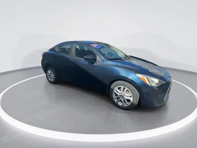Used 2017 Black Toyota  image 8