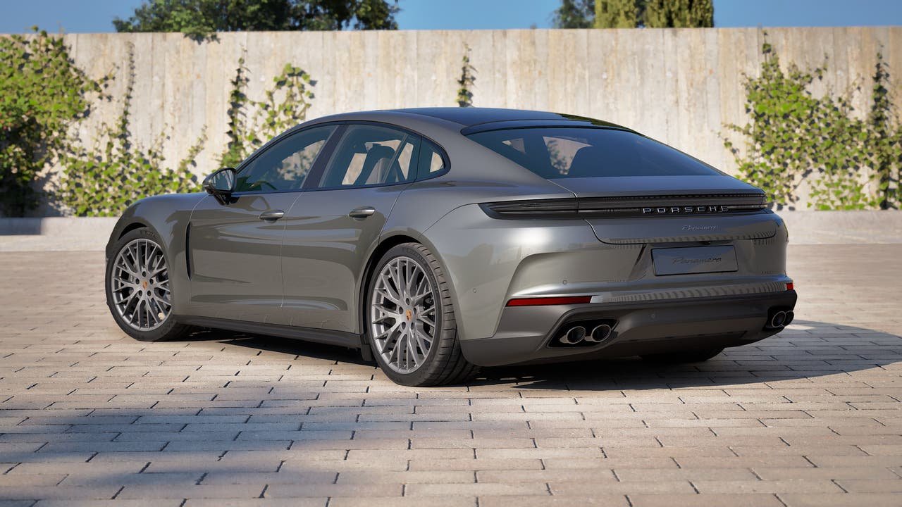 New 2027 Aventurine Green Metallic Porsche  image 3