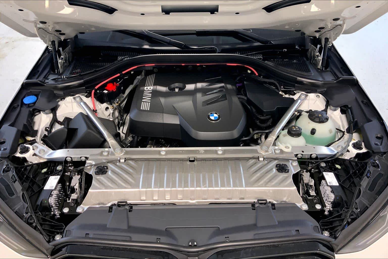 New 2026 Alpine White BMW 30 xDrive image 16