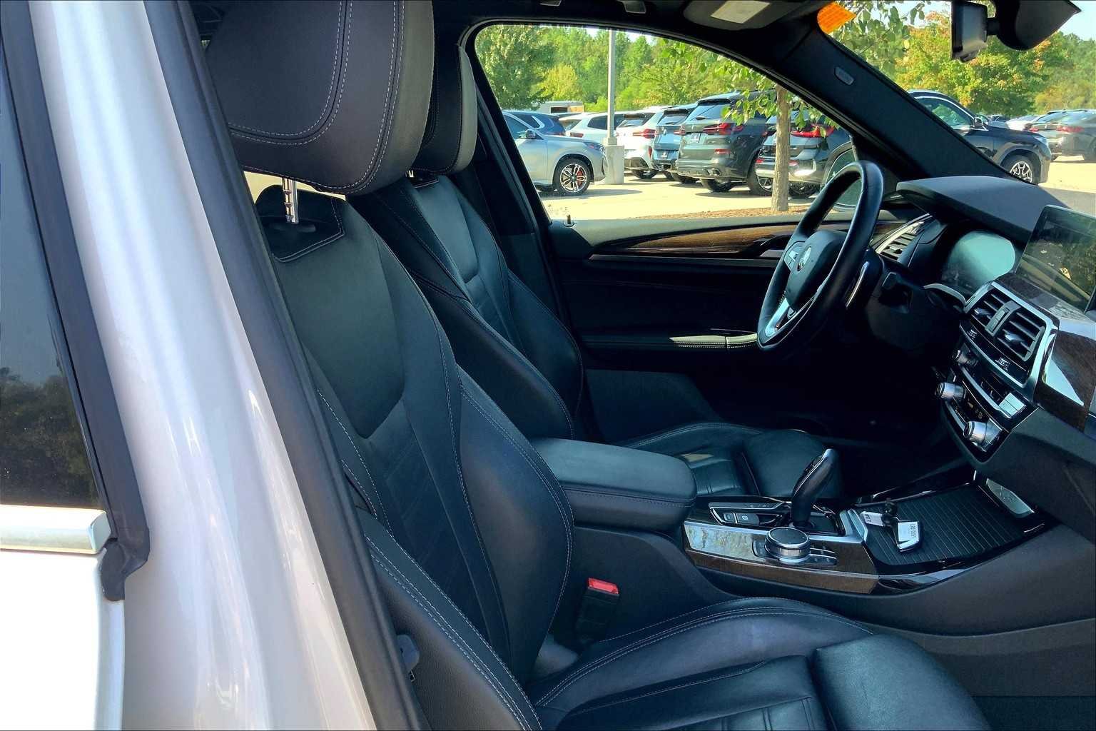 Used 2020 Mineral White Metallic BMW xDrive30i image 8