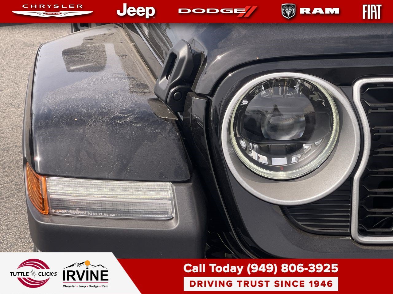 New 2026 Black Clear-Coat Exterior Paint Jeep Sahara image 7