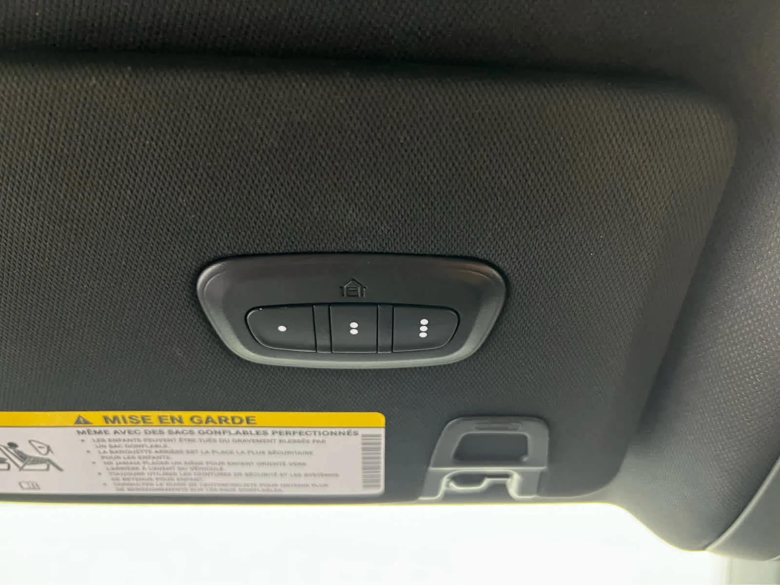 Used 2024 Baltic Gray Metallic Clearcoat Jeep  image 27