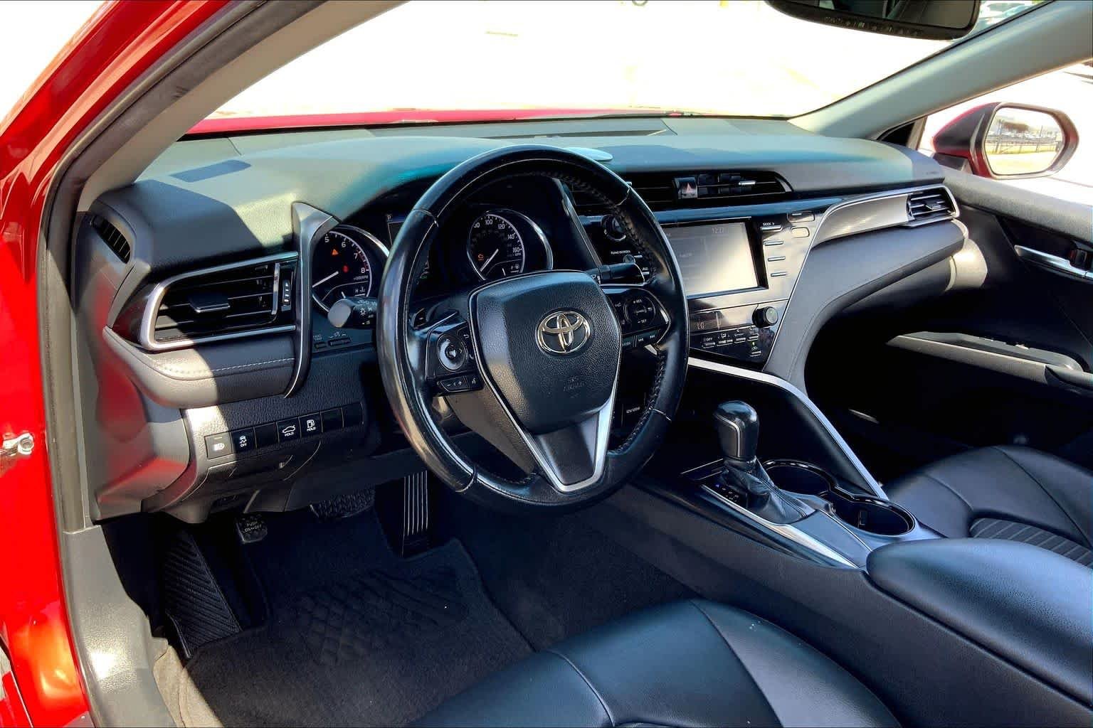 Used 2019 Supersonic Red Toyota SE image 17