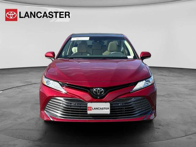 Certified Used 2018 Red Metallic Toyota XLE V6 image 31