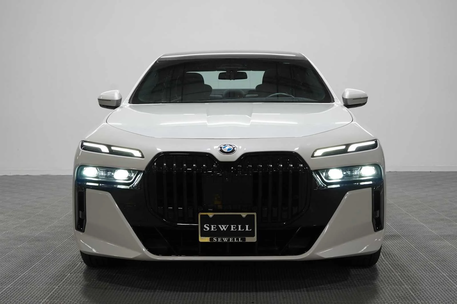 Certified Used 2023 Mineral White Metallic BMW 760i xDrive image 2