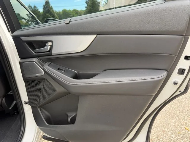 New 2026 Platinum White Pearl Acura Technology Package image 35