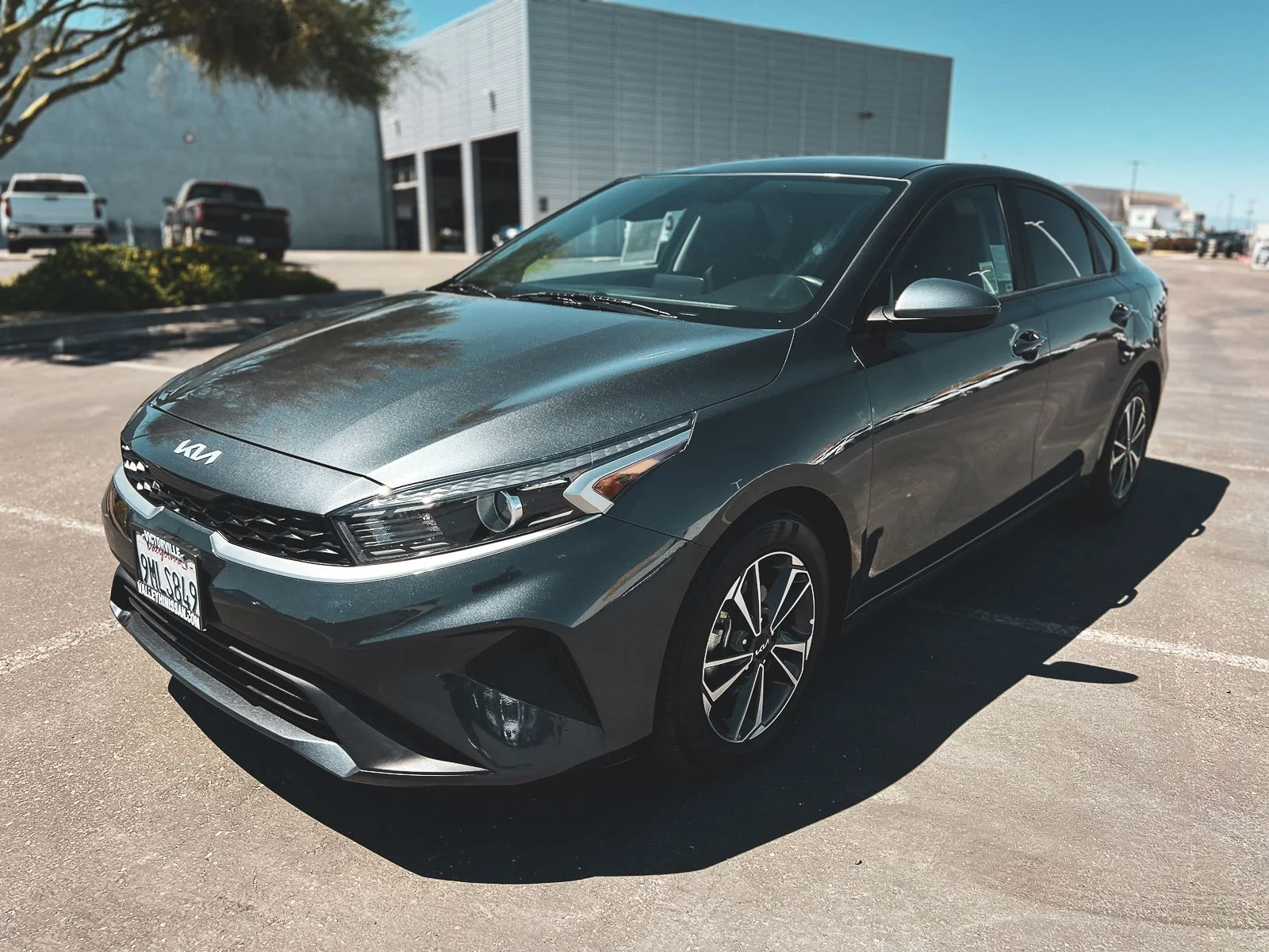 2024 Kia Forte LXS - Photo 3
