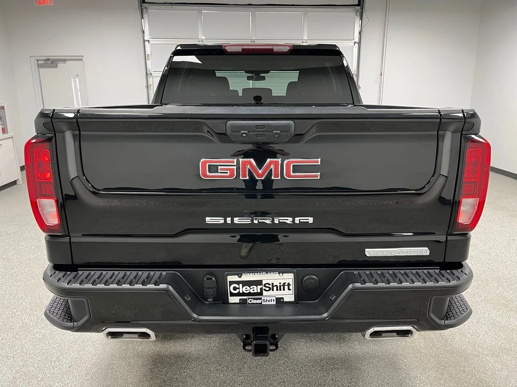 Used 2021 Black GMC Elevation image 9