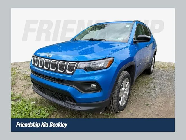 Used 2022 Blue Jeep Latitude image 1