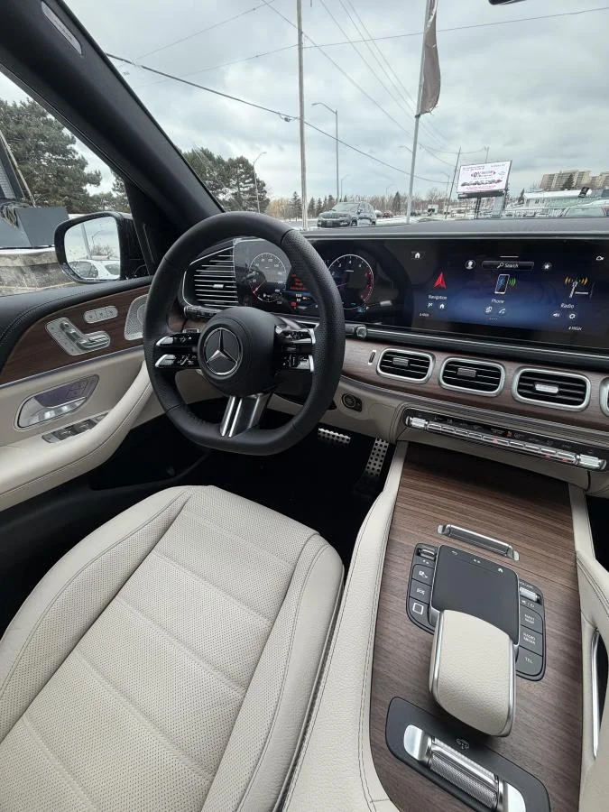 New 2026 White Mercedes-Benz Gls 450 4matic Suv image 14
