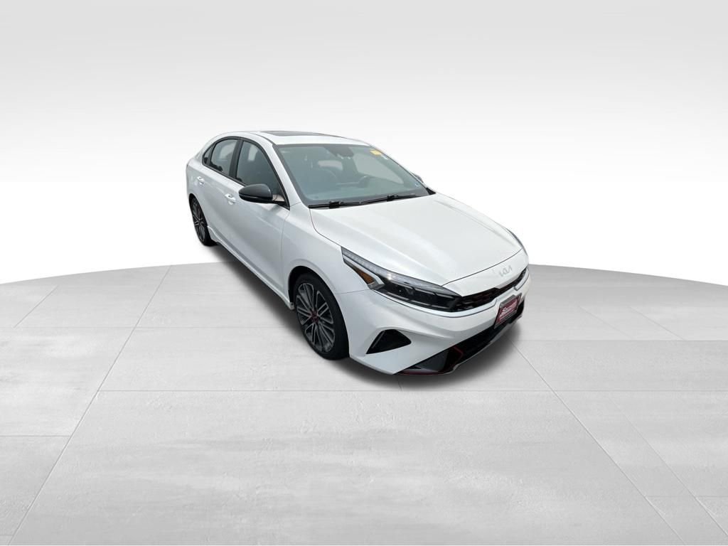 Used 2023 White Kia GT image 28