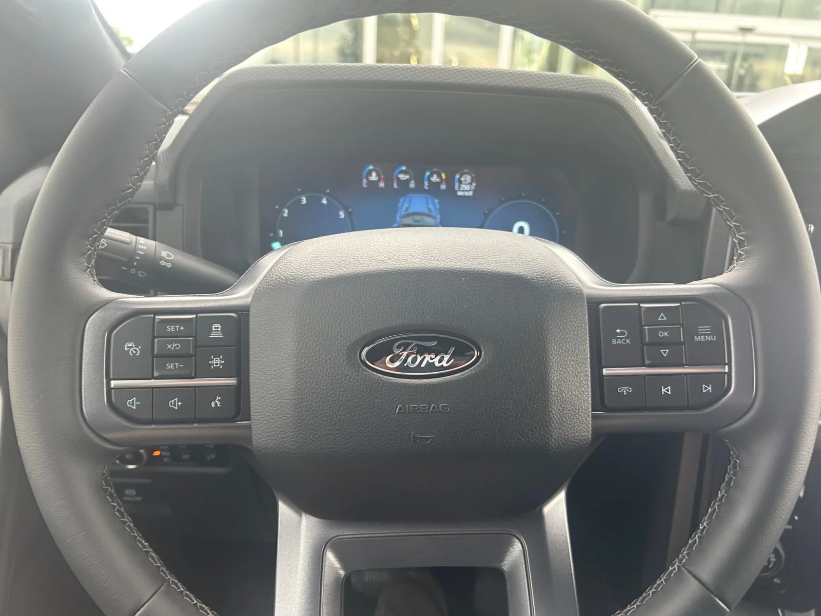 New 2026 Oxford White Ford XLT image 21