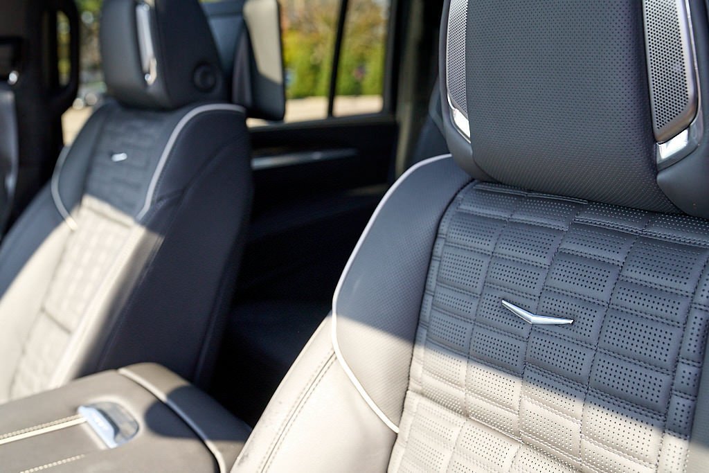 2027 Cadillac Escalade ESV Platinum Sport - Photo 32