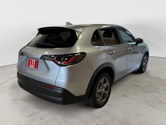 New 2027 Silver Honda LX image 6