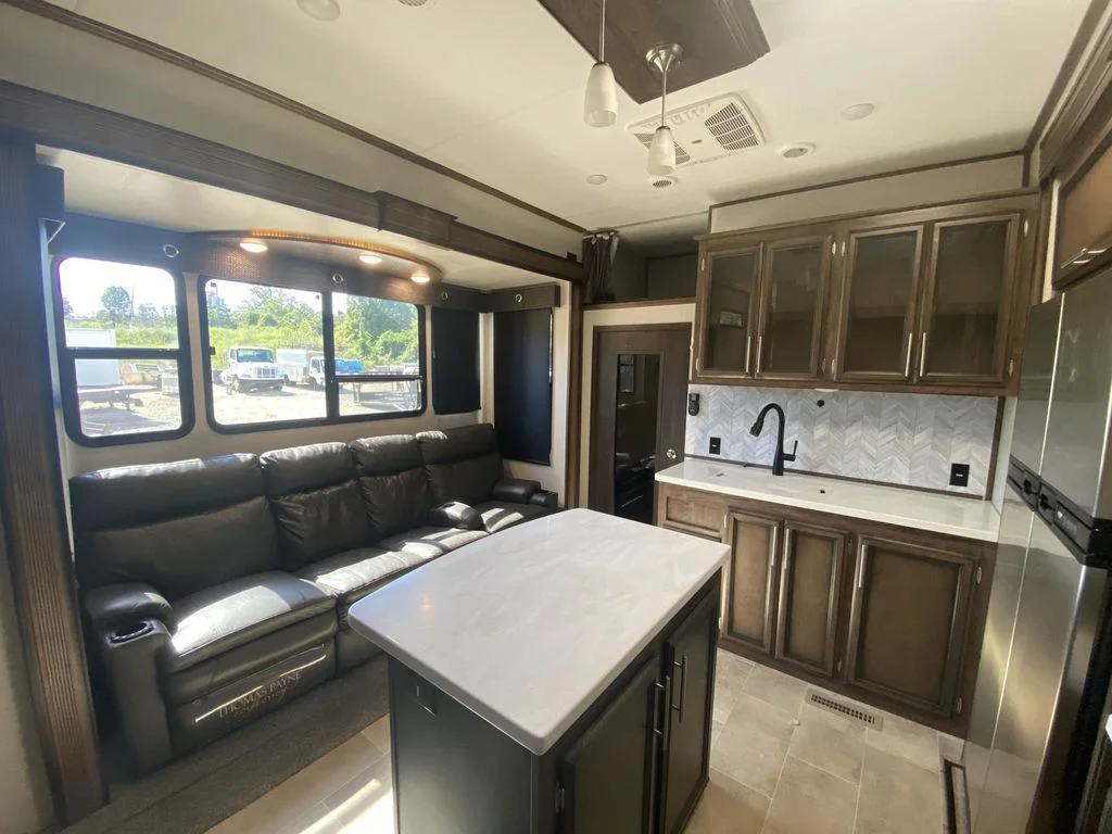Used 2020 White KZ-RV  image 19