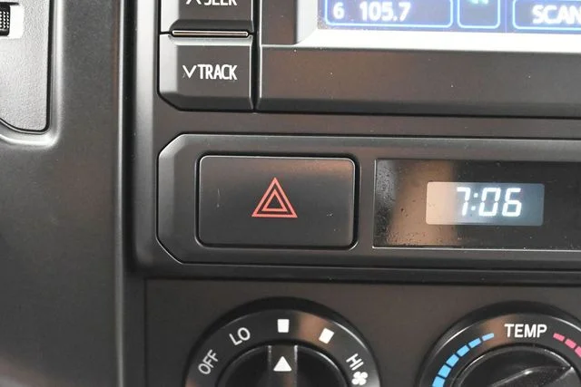Used 2013 Black Toyota Base image 23