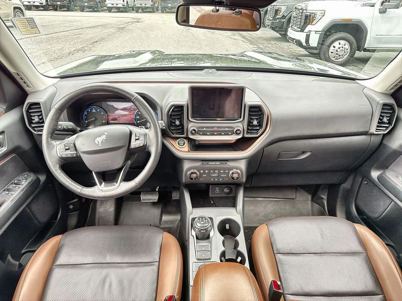 Used 2021 Gray Ford Badlands image 17