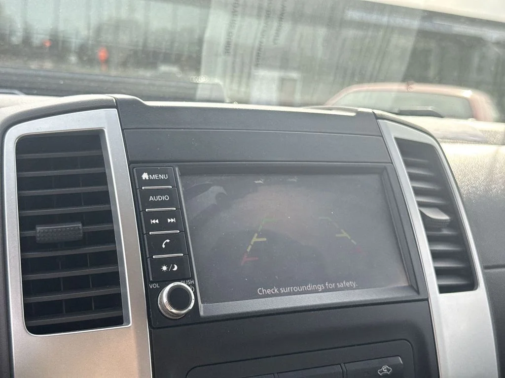 Used 2019 Gray Nissan SV image 17