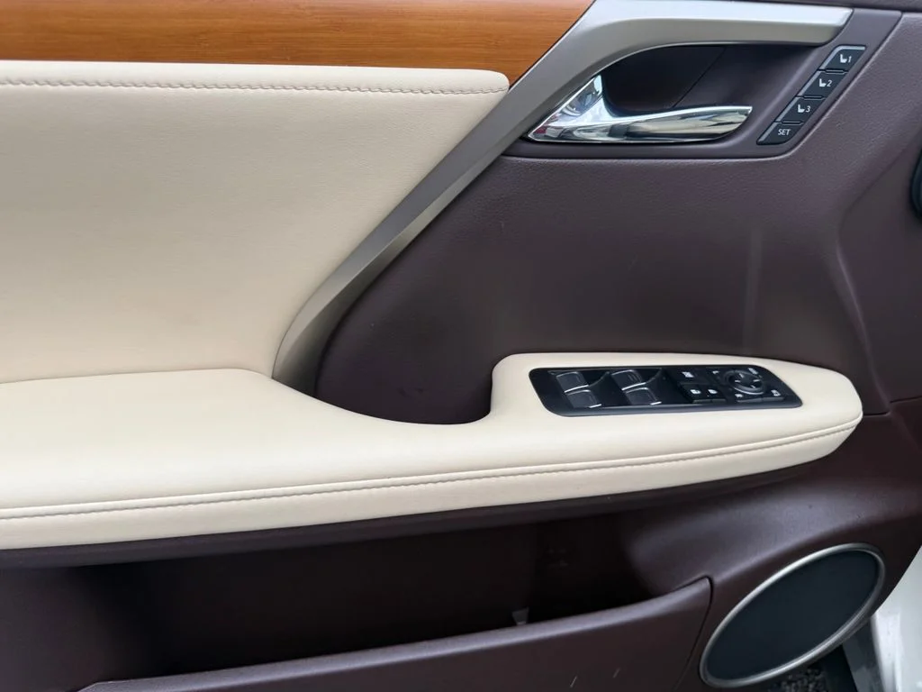 Used 2020 Beige Lexus 450h image 5