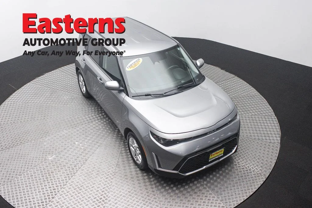 Used 2023 Gray Kia LX image 3