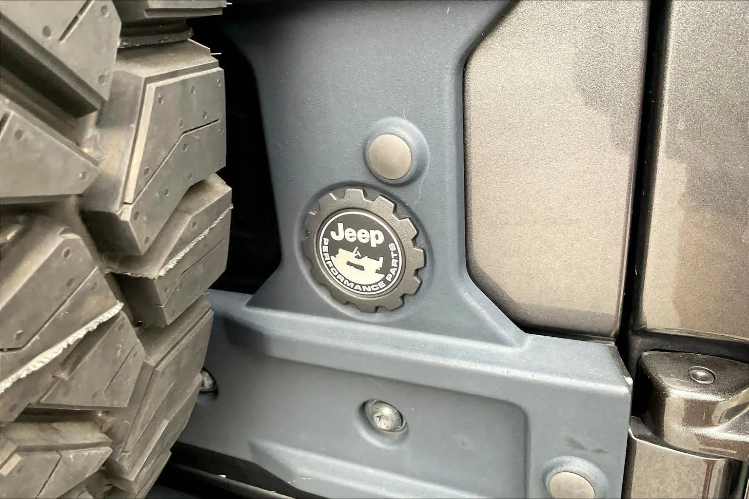 Used 2020 Granite Crystal Metallic Clearcoat Jeep Rubicon image 31