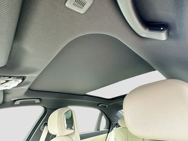 New 2026 White BMW 740i xDrive image 14