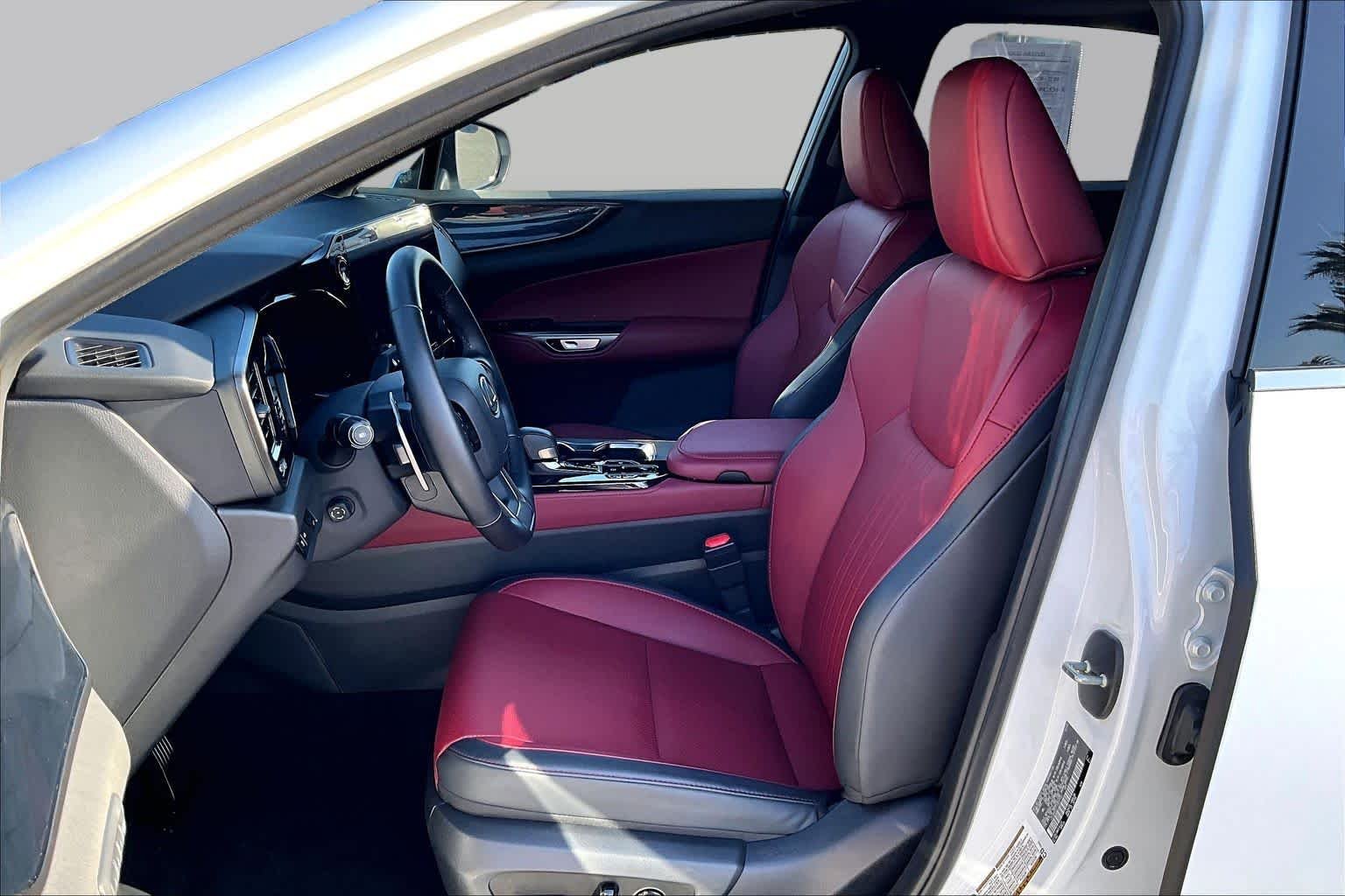 Certified Used 2026 ULTRA WHITE Lexus Premium image 7