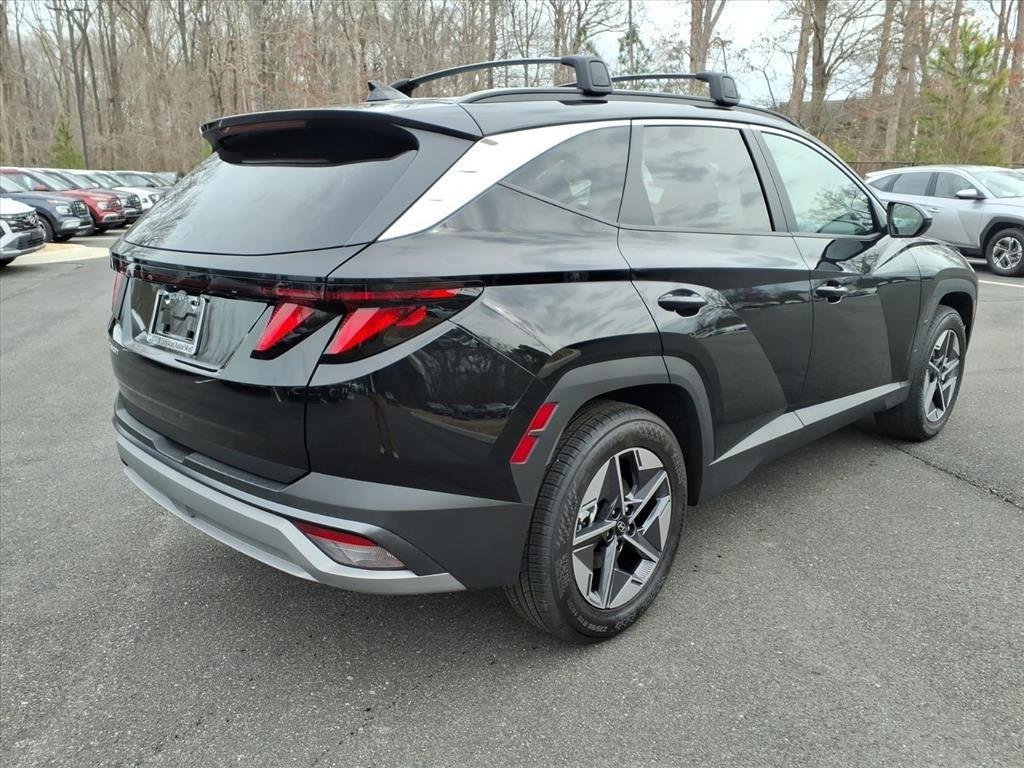 New 2026 Phantom Black Hyundai SEL FWD image 7