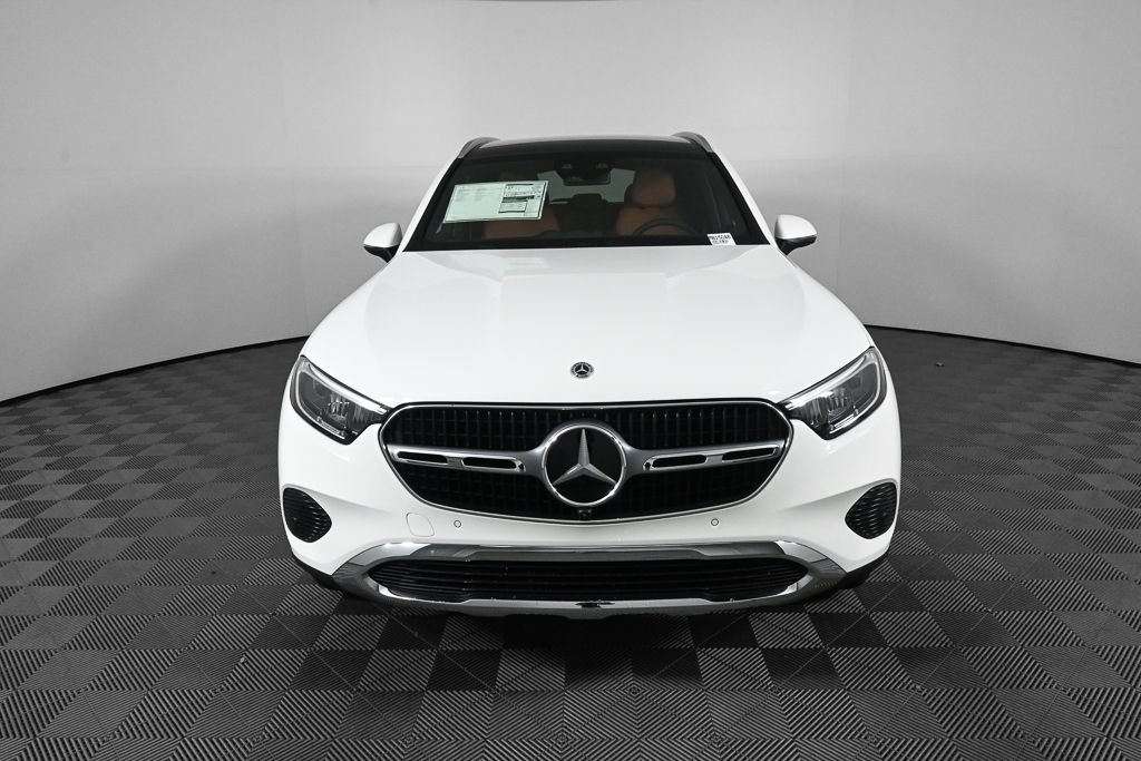 New 2026 Polar White Mercedes-Benz GLC 300 image 33