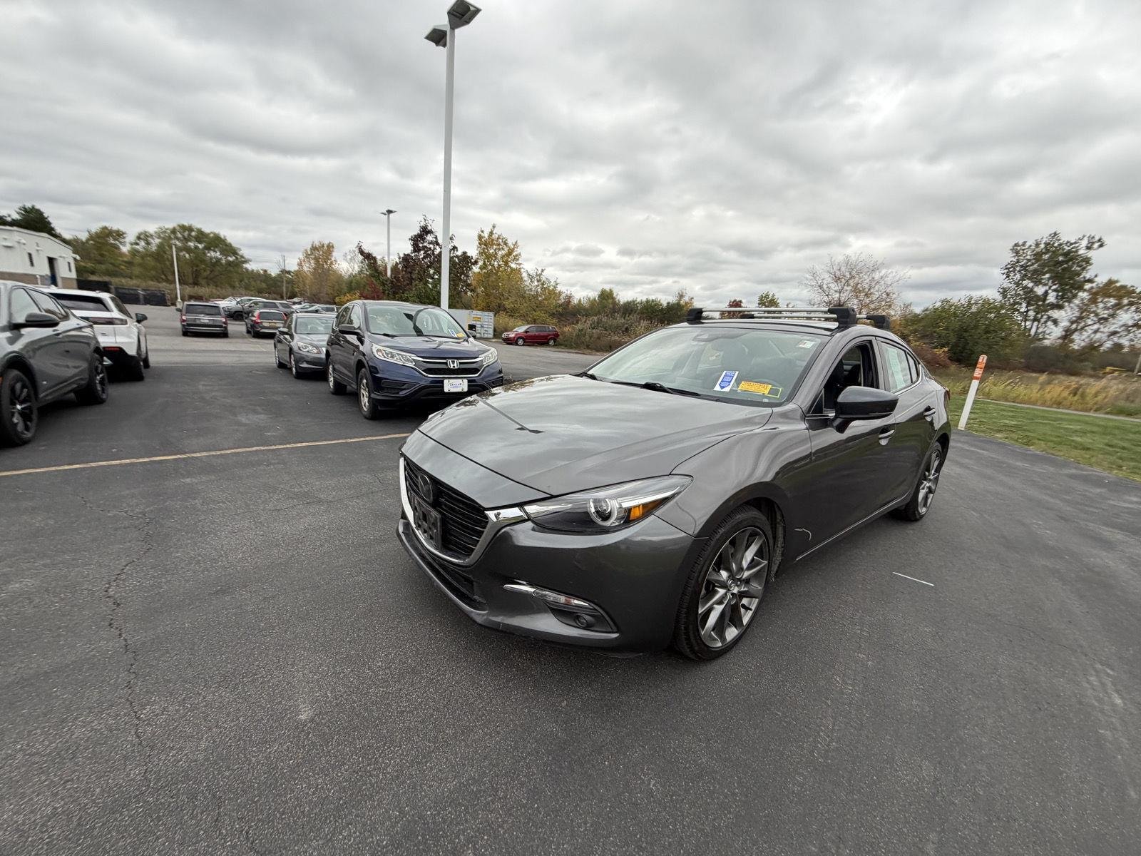 Used 2018 Machine Gray Metallic Mazda Grand Touring image 3
