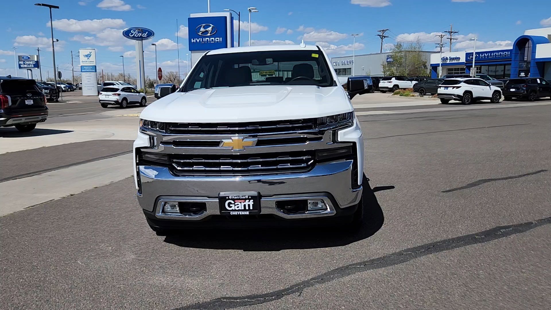 Used 2020 Summit White Chevrolet LTZ image 4