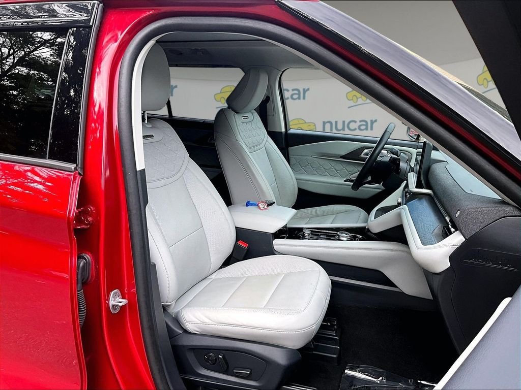 Used 2025 Red Metallic Ford Platinum image 11