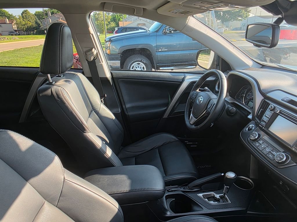 Used 2015 Black Toyota Limited image 5