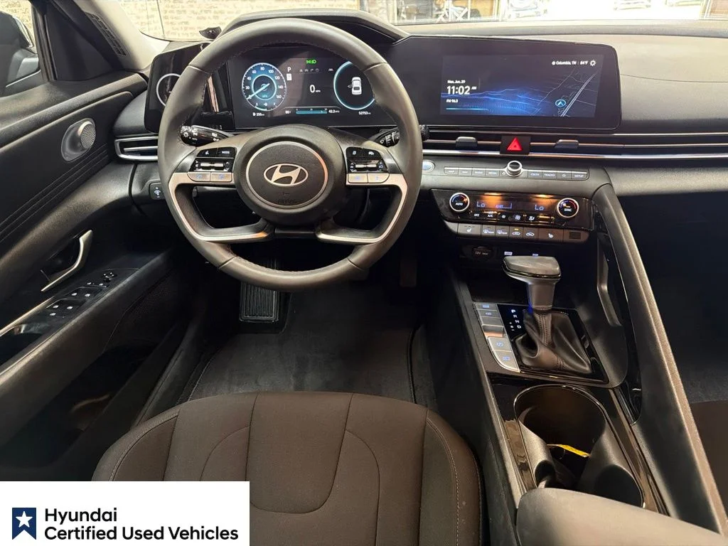 Certified Used 2024 Abyss Black Hyundai SEL image 18