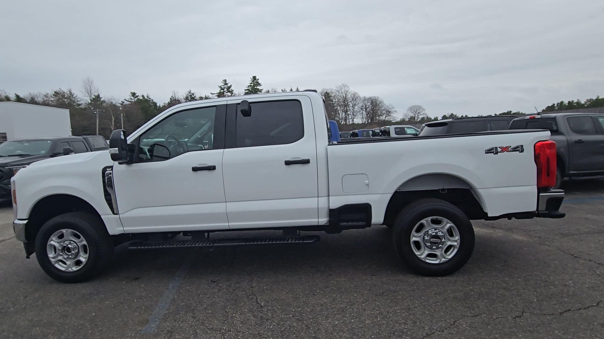 Used 2025 White Ford XLT image 16