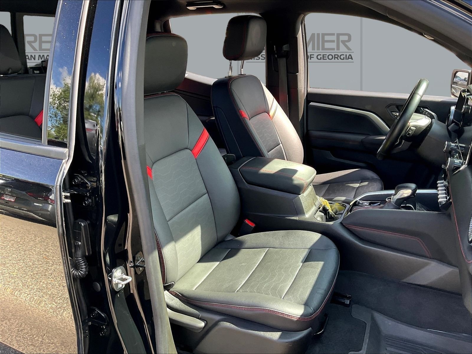 Used 2023 Black Chevrolet Z71 image 32