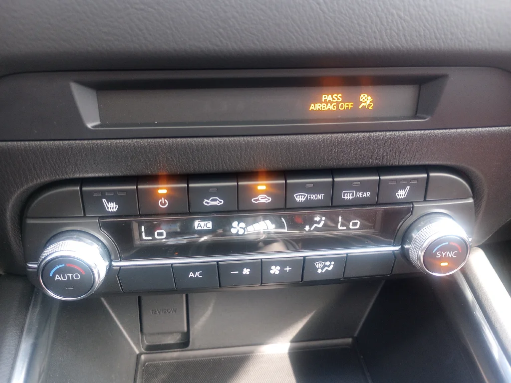 Used 2024 Gray Mazda 2.5 S Carbon Edition image 21