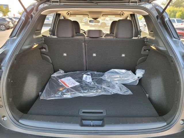 2026 Nissan KICKS SV - Photo 13