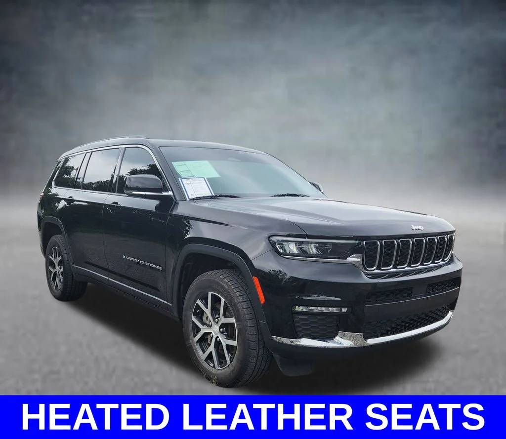 Used 2023 Black Jeep Limited image 3