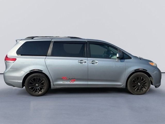 2013 Toyota Sienna